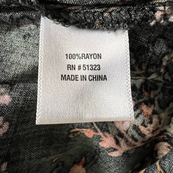 1. STATE Maroon Floral Romper Jumpsuit Boho Wide Leg Asymmetrical Hem Size Small - Picture 7 of 8